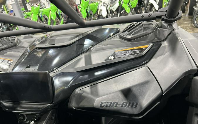 2026 Can-Am MAVERICK R MAX X RC WITH SMART-SHOX 999T DCT