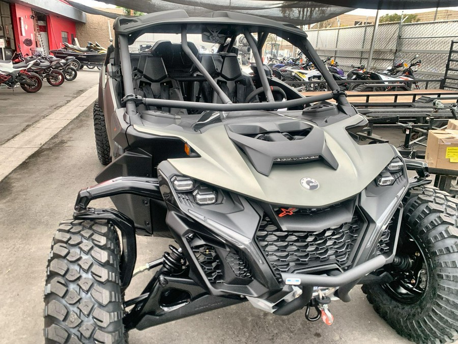2026 Can-Am MAVERICK R MAX X RC WITH SMART-SHOX 999T DCT