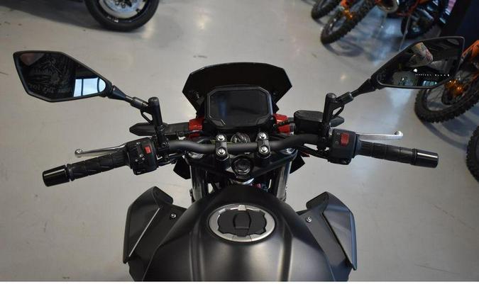 2025 Kawasaki Z500 SE ABS