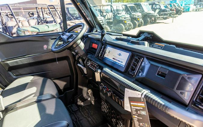 2026 Can-Am® Defender MAX Limited HD11 Desert Tan & Carbon Black