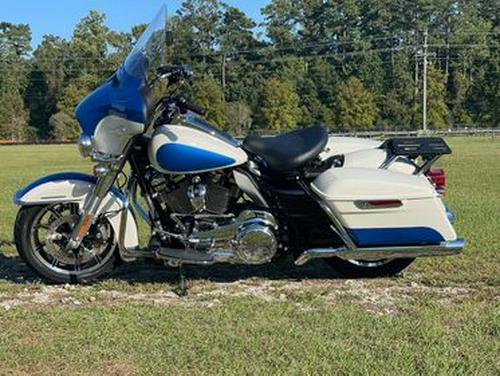 2021 Harley-Davidson Electra Glide Revival Review (18 Fast Facts)