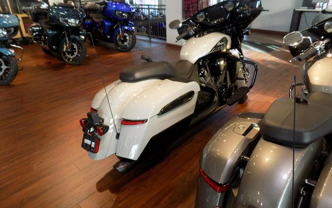 2026 Indian Motorcycle® Chieftain® PowerPlus Dark Horse® 112 w/PowerBand Chalk with Black Metallic
