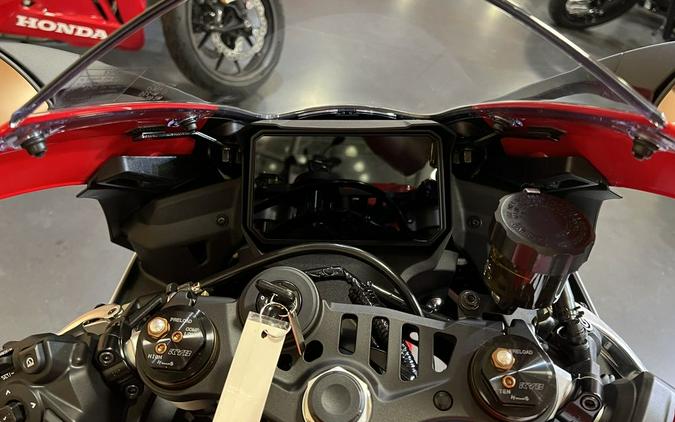 2026 Yamaha YZF-R9 70th Anniversary Edition