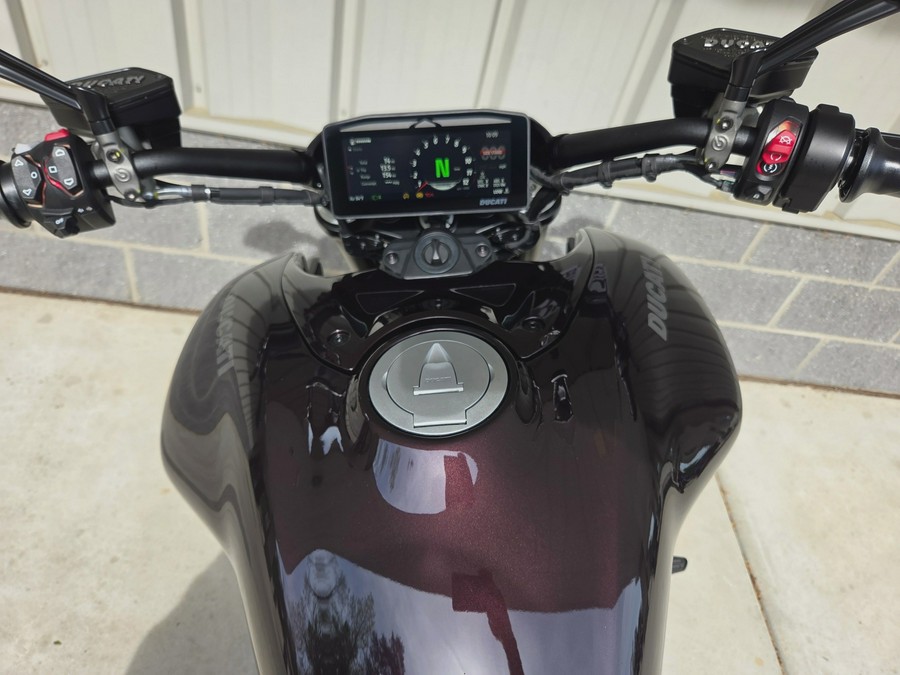2026 DUCATI XDIAVEL V4