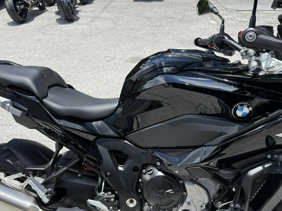 2026 BMW S 1000 XR