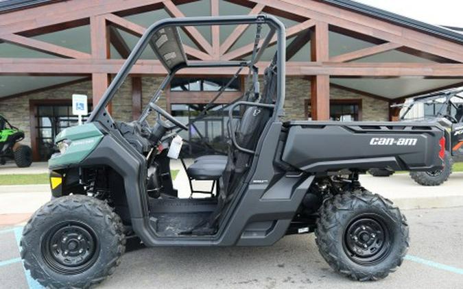 2026 Can-Am Defender HD7