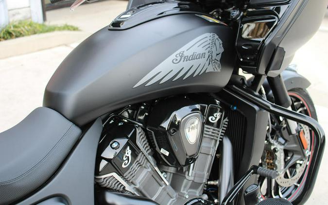 2024 Indian Motorcycle® Challenger® Dark Horse® Black Smoke