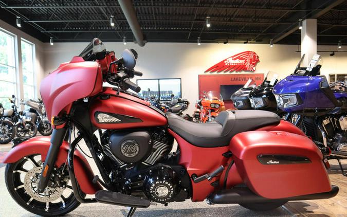 2024 Indian Motorcycle® Chieftain® Dark Horse® Sunset Red Smoke