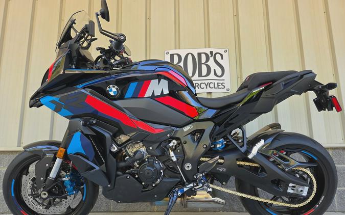 2026 BMW M 1000 XR