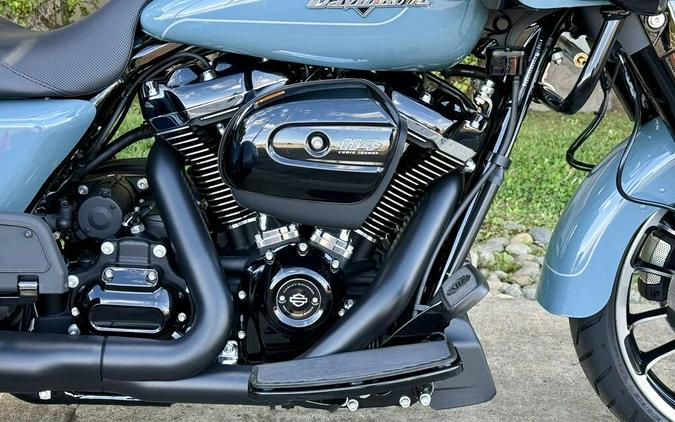 FLTRT 2024 Road Glide 3