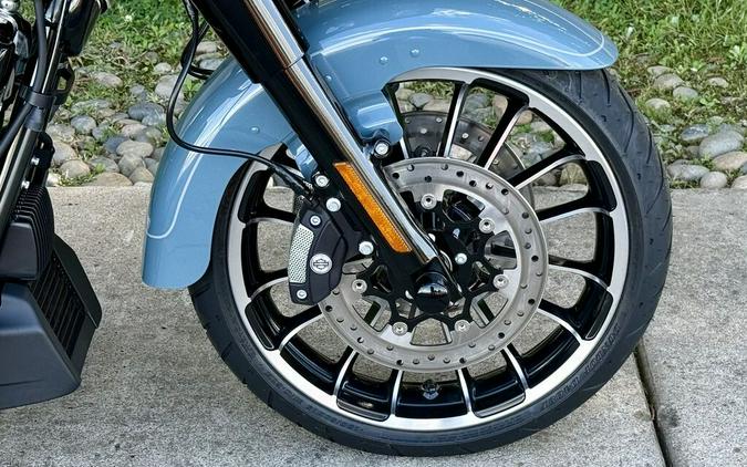 FLTRT 2024 Road Glide 3