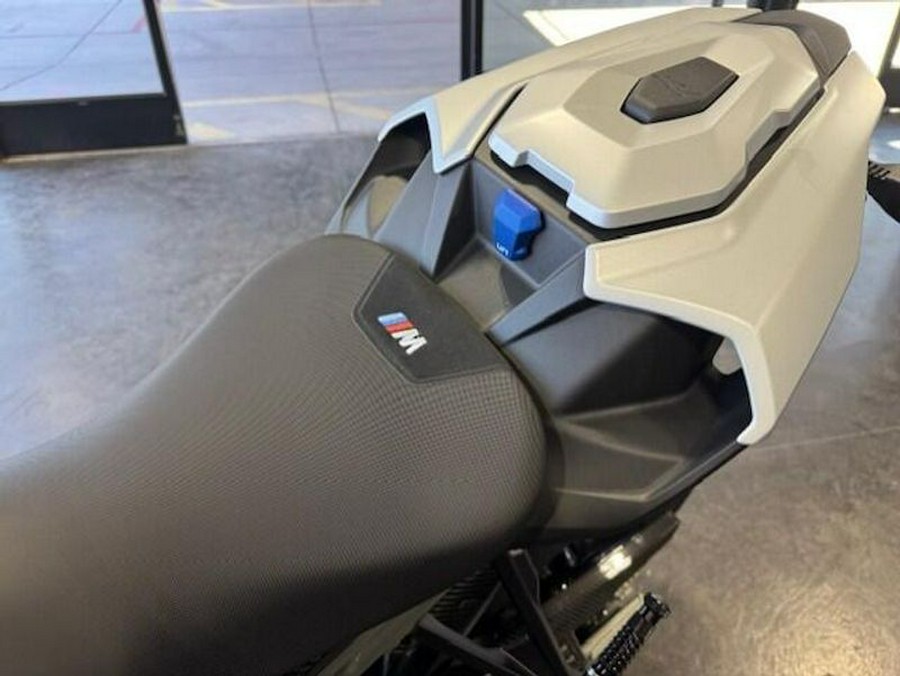 New 2025 BMW M 1000 R