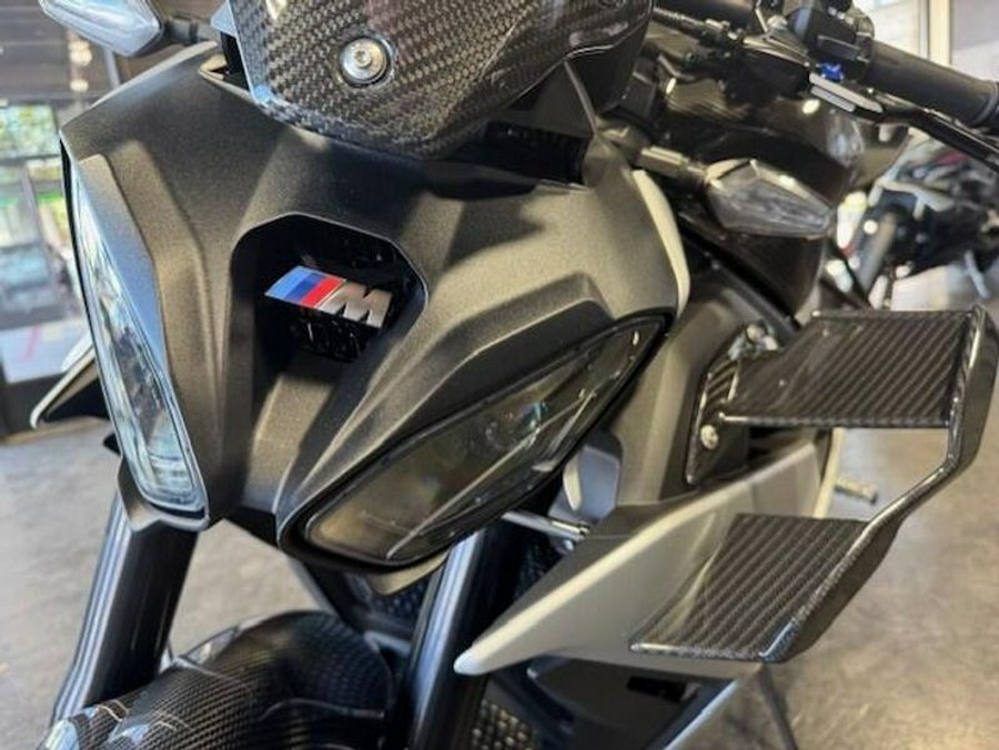 New 2025 BMW M 1000 R