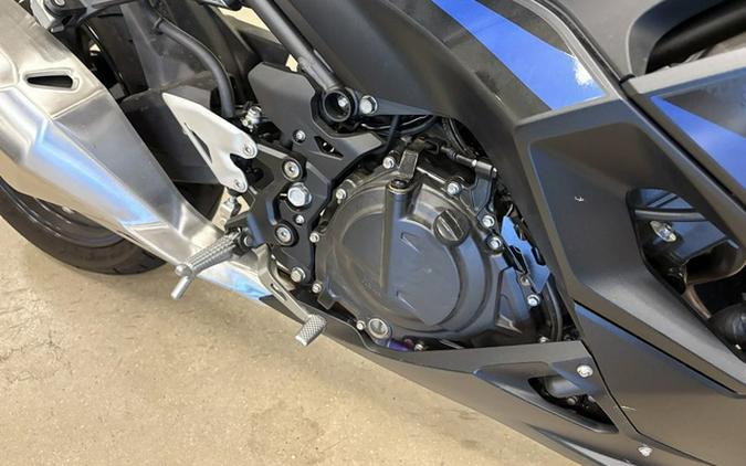 2025 Kawasaki Ninja 500 ABS Metallic Flat Spark Black/Metallic