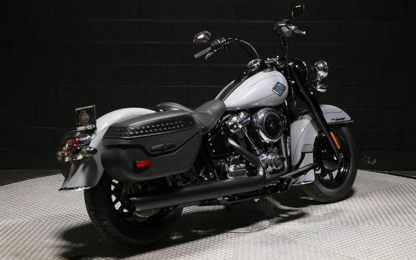 2026 Harley-Davidson® FLHC - Heritage Classic