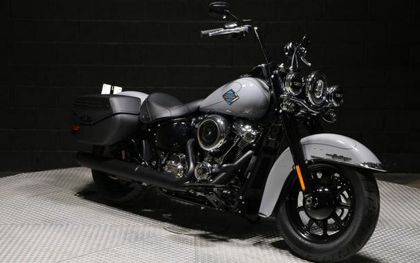 2026 Harley-Davidson® FLHC - Heritage Classic