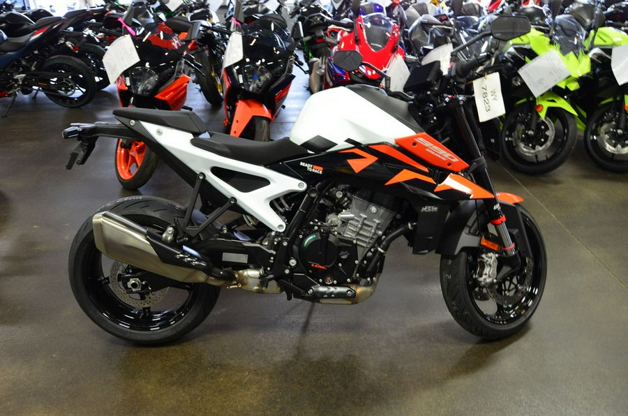 2027 KTM 990 Duke