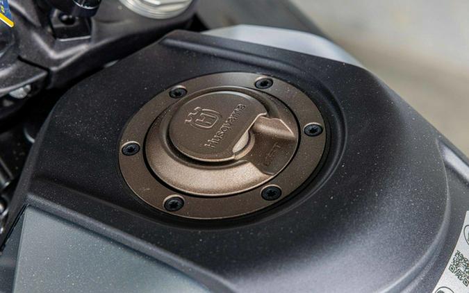 2027 Husqvarna Norden 901 Expedition