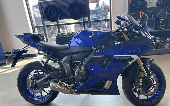 2025 Yamaha YZF-R7