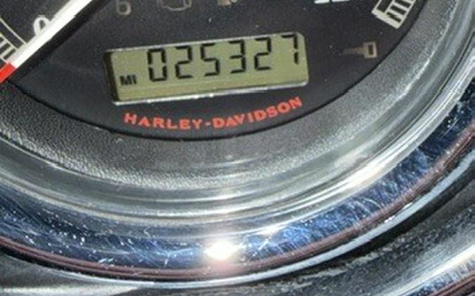 2011 Harley-Davidson® Electra Glide® Classic FLHTC MERLOT/V BLK W/PINSTRIPE