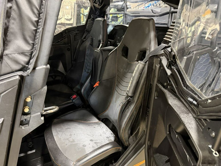 2022 Can-Am® SSV COMMANDER MAX XTP 1000R BK 22