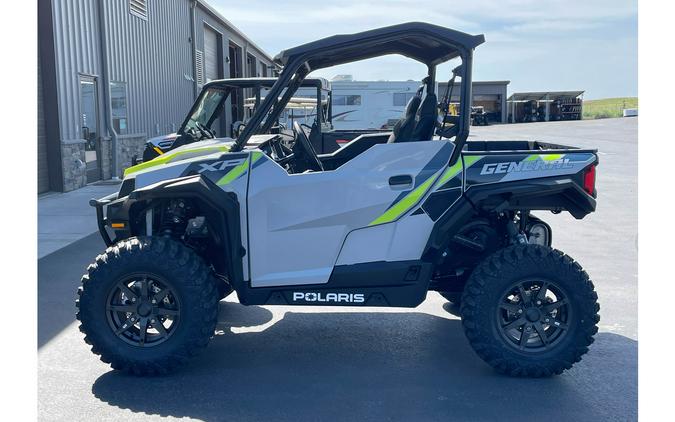 2024 Polaris Industries GENERAL® XP 1000 Sport