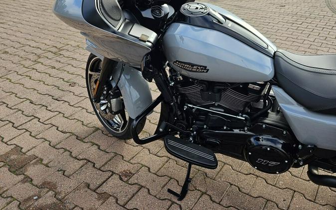 FLTRX 2025 Road Glide™