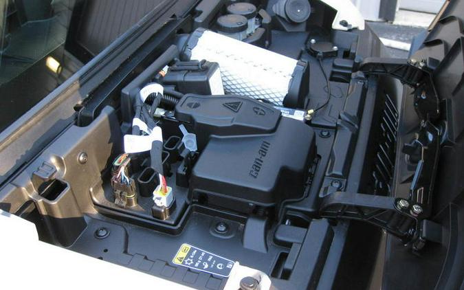 2026 Can-Am® Defender MAX Limited HD11 Desert Tan & Carbon Black