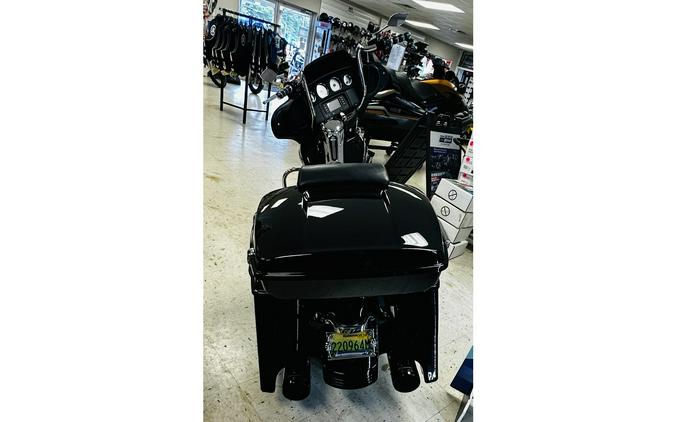 2021 Street Glide® Base - Harley-Davidson®