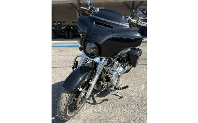2021 Street Glide® Base - Harley-Davidson®