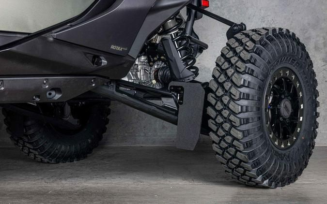 2026 Can-Am Maverick R MAX X Rc With Smart-Shox