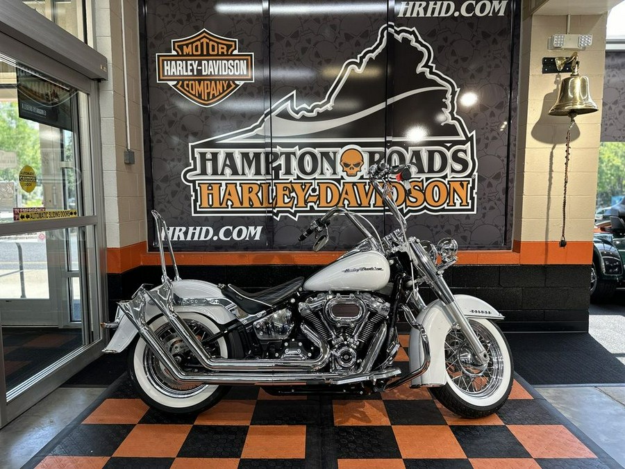 2020 Harley-Davidson Softail® Deluxe