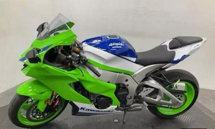 2024 Kawasaki Ninja® ZX™-10R 40th Anniversary Edition ABS