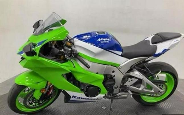 2024 Kawasaki Ninja® ZX™-10R 40th Anniversary Edition ABS