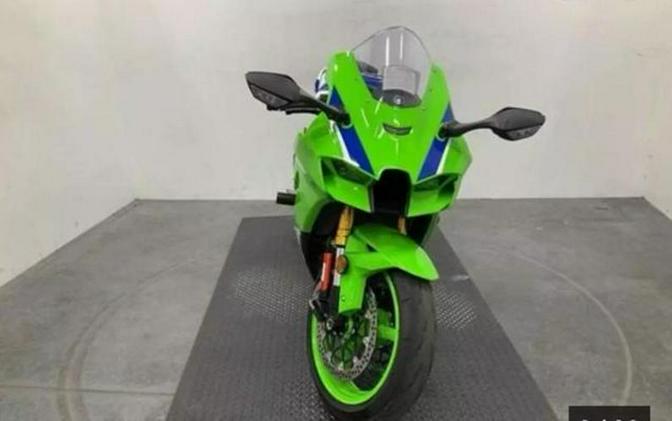 2024 Kawasaki Ninja® ZX™-10R 40th Anniversary Edition ABS