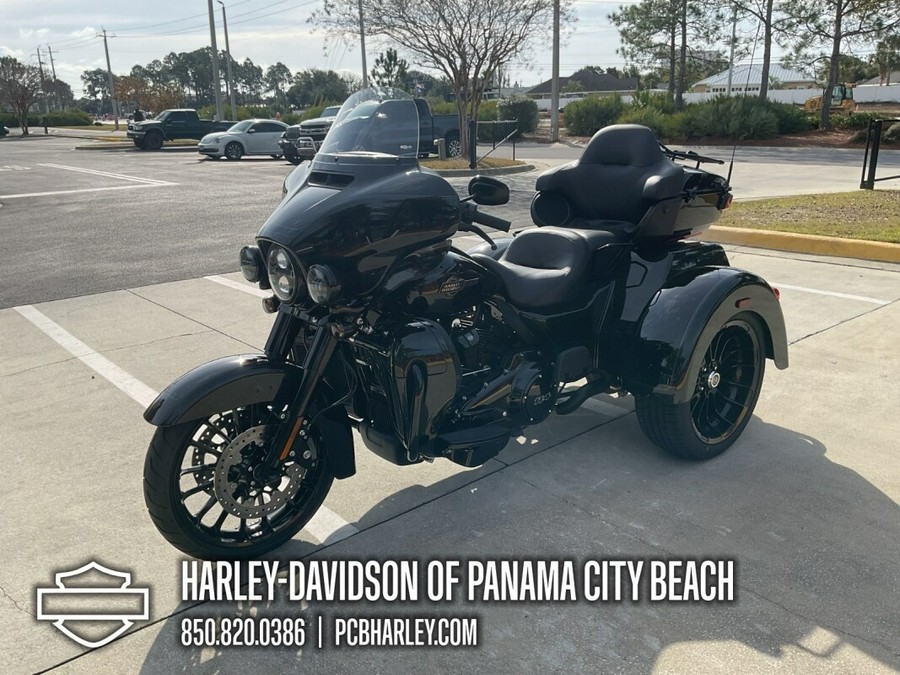 2025 Harley-Davidson® Tri Glide® Ultra