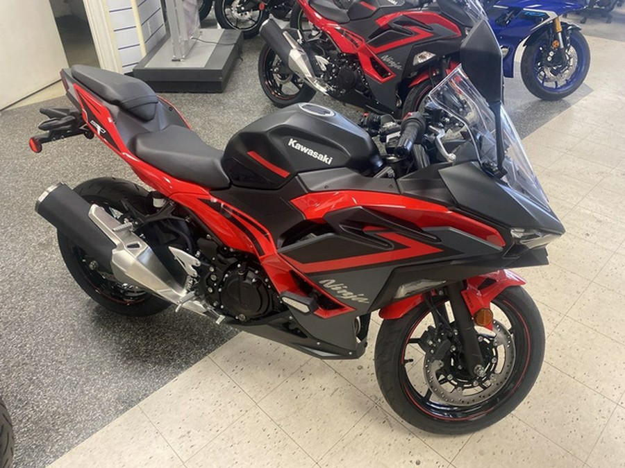 2025 Kawasaki Ninja 500 SE ABS