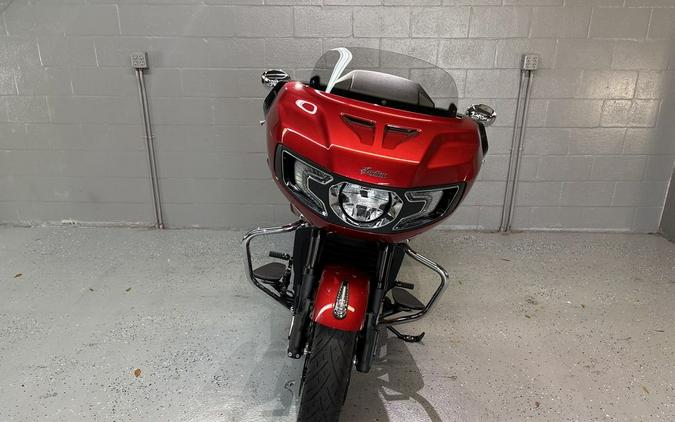 2025 Indian Motorcycle® Challenger® Limited 112 Sunset Red Metallic