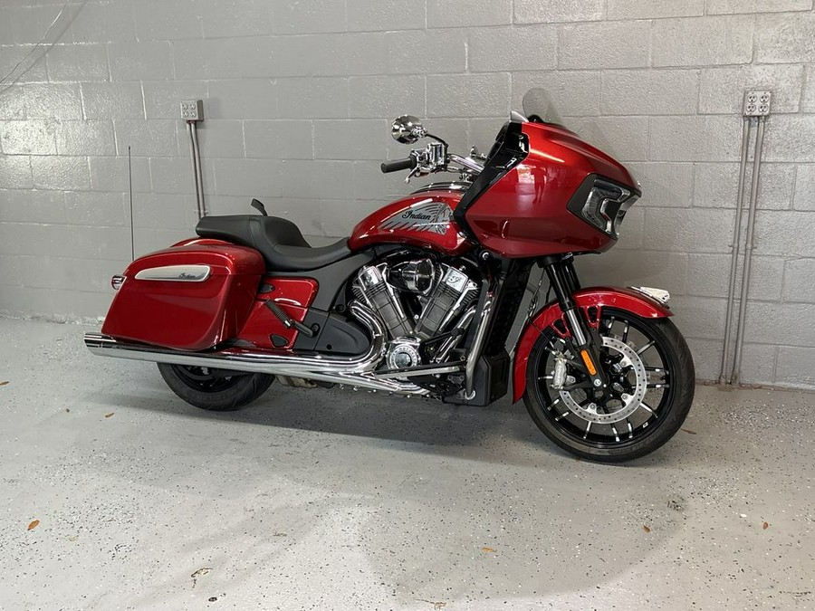 2025 Indian Motorcycle® Challenger® Limited 112 Sunset Red Metallic