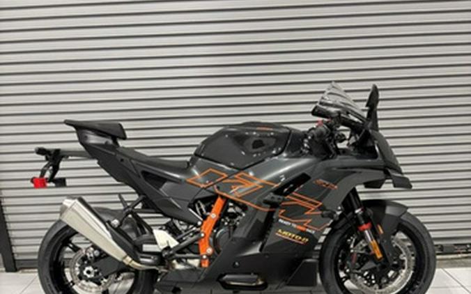 2026 KTM RC 990 R
