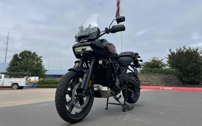 2026 Harley-Davidson® RA1250S Pan America® Vivid Black Black