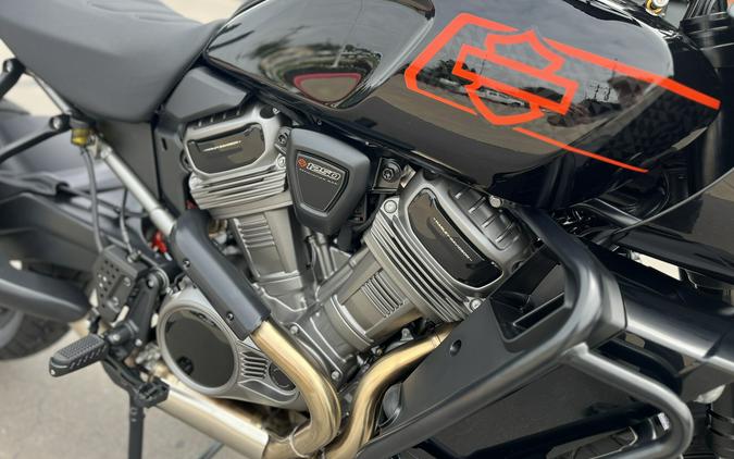 2026 Harley-Davidson® RA1250S Pan America® Vivid Black Black