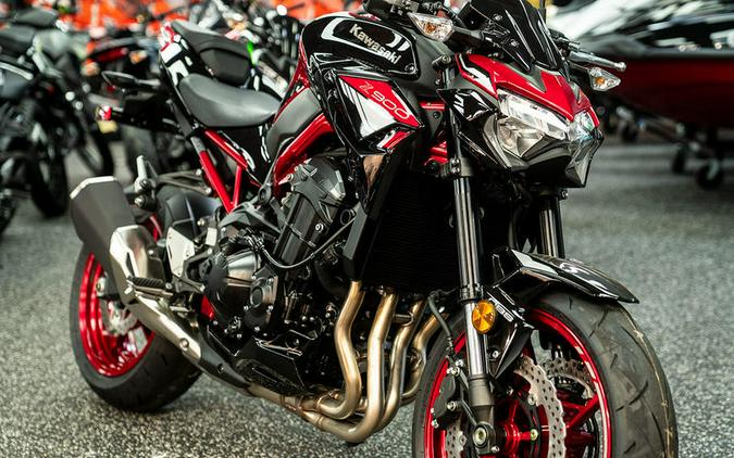 2024 Kawasaki Z900 ABS Candy Persimmon Red/Ebony