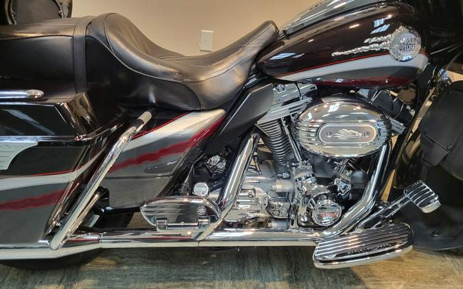 2006 Harley-Davidson® CVO Ultra Classic Electra Glide Black Candy Crimson and Charcoal FLHTCUSE