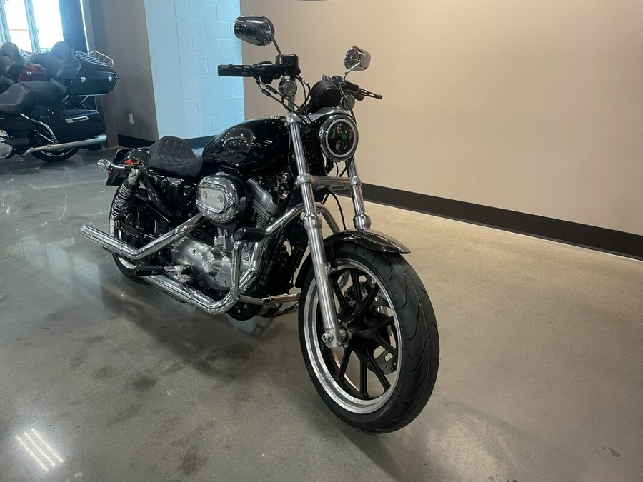 2017 Harley-Davidson® SuperLow® Hard Candy Custom™ Mystic Purple Flake