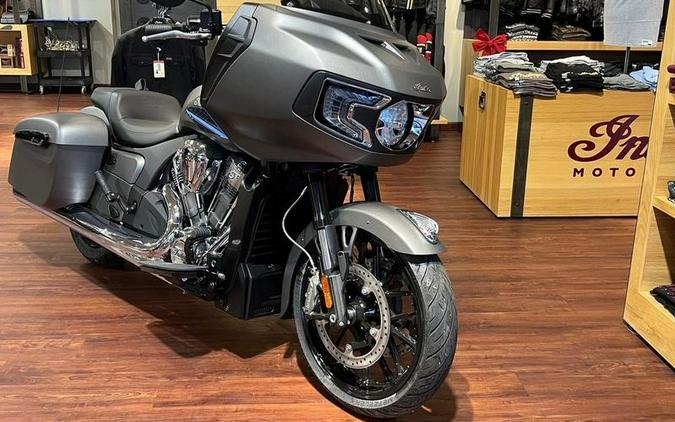 2023 Indian Motorcycle® Challenger® Titanium Smoke