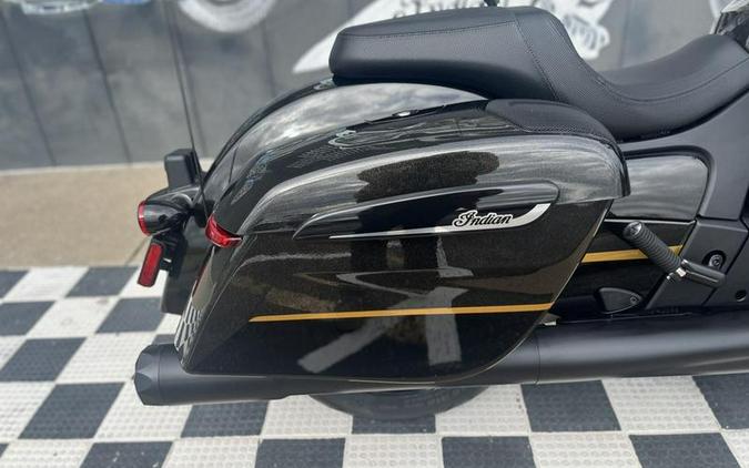 2026 Indian Motorcycle® Challenger® Dark Horse® 112 w/PowerBand Audio Black Crystal w/Black Metalli