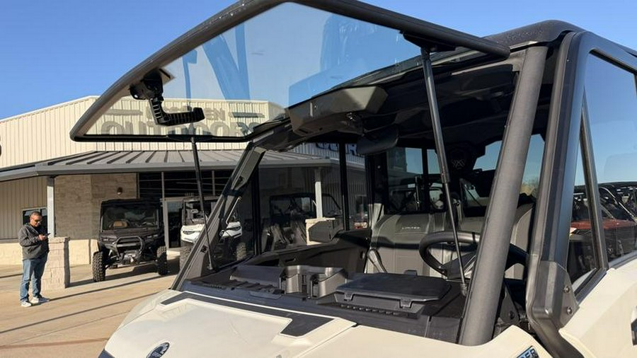 2026 Can-Am® Defender MAX Limited HD11