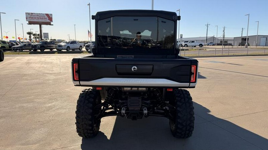 2026 Can-Am® Defender MAX Limited HD11