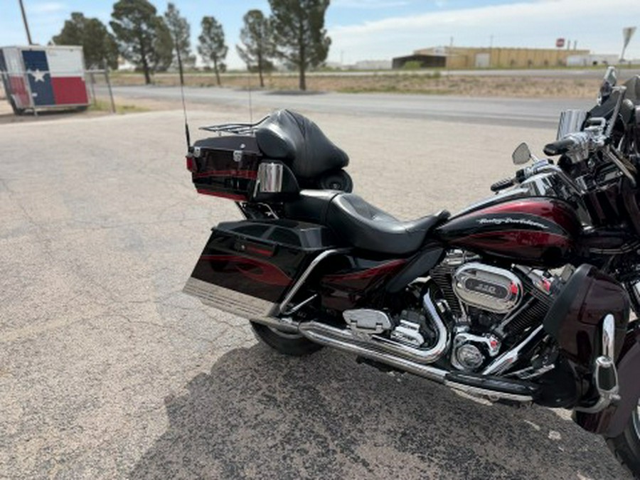 2013 Harley-Davidson CVO™ Ultra Classic® Electra Glide®
